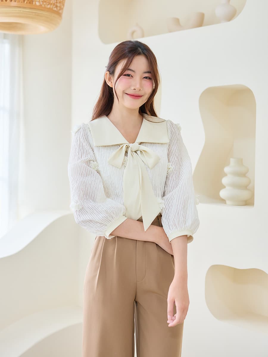 Micheal Milky Bow Blouse ภาพที่ 1