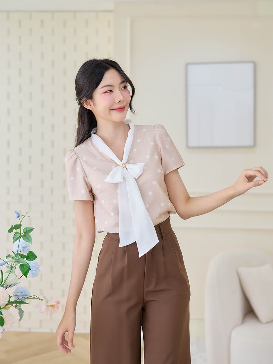 Caramel Ribbon Dot Blouse ภาพที่ 1